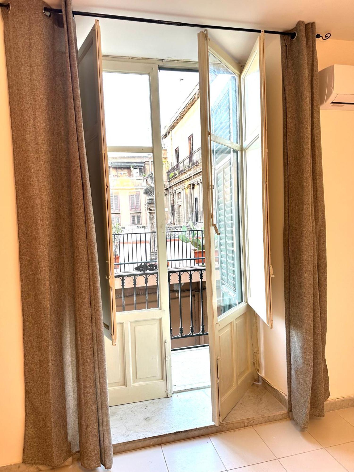 A Un Passo Dal Massimo 2 Apartment ปาแลร์โม ภายนอก รูปภาพ